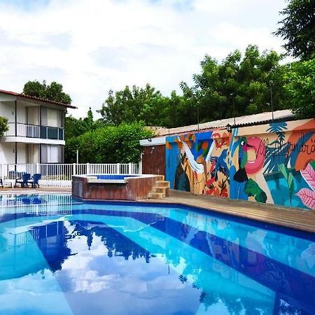 Villa Alejandra Girardot Exterior photo